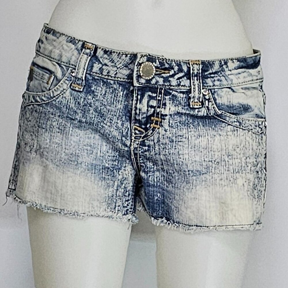 Zandi Distressed Jean Shorts – Acid Wash Cut-Offs, Festival Ready Denim